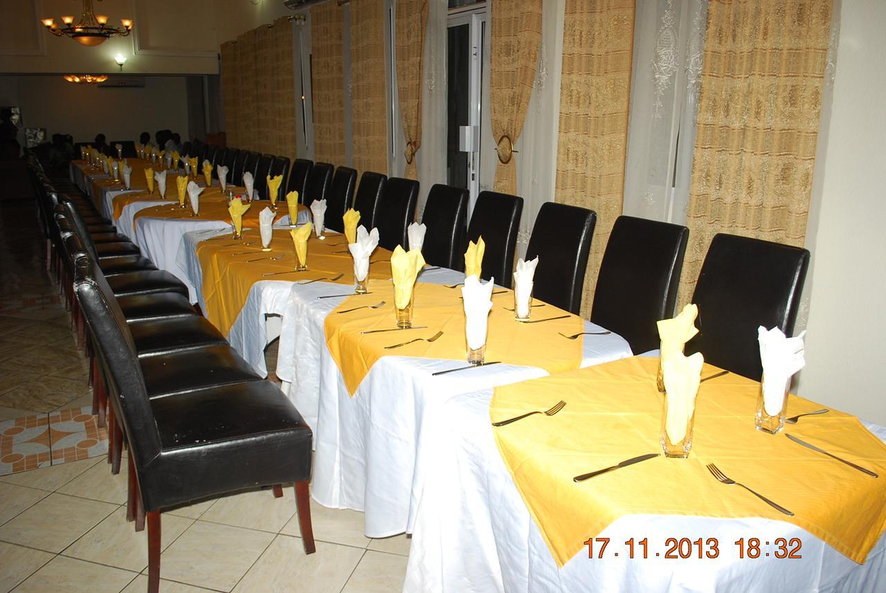 Hotel Vivi Palace Matadi Εξωτερικό φωτογραφία