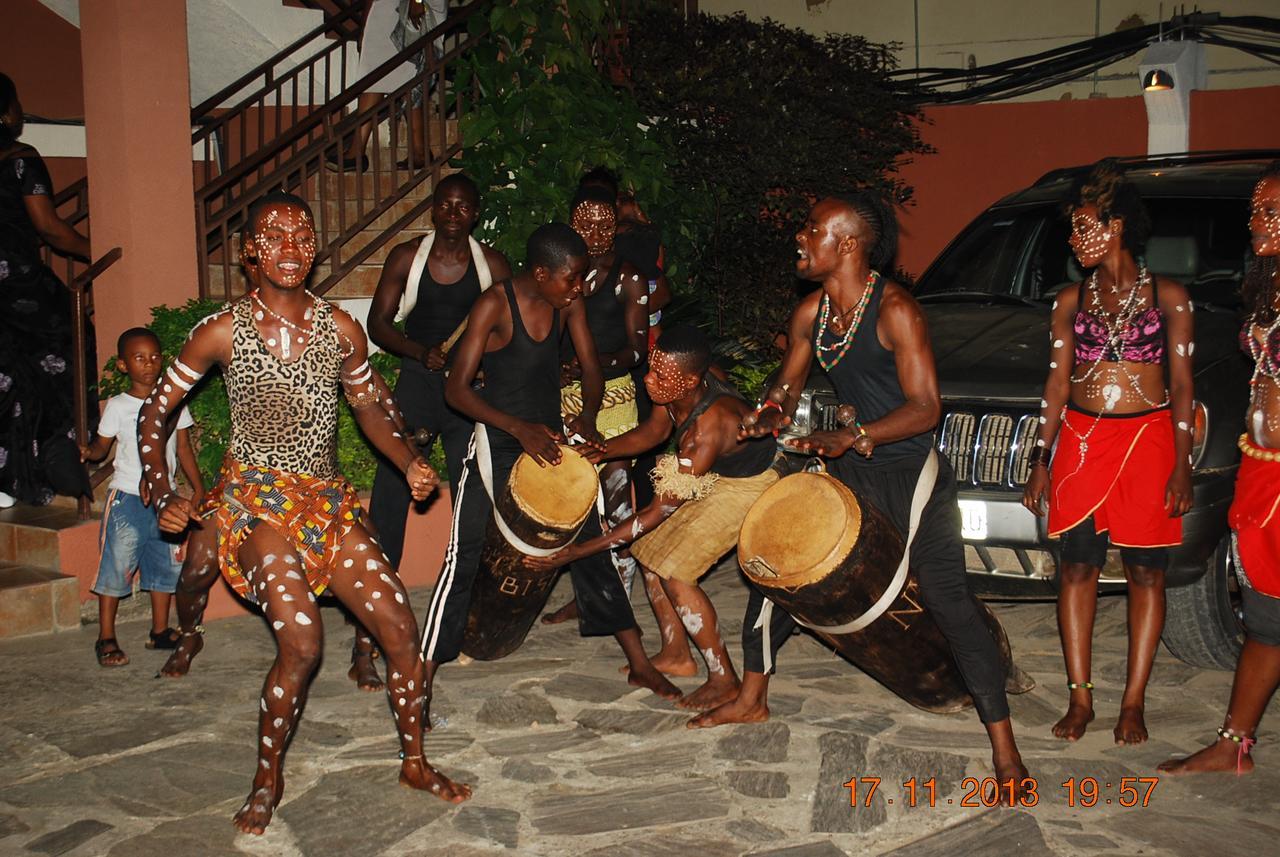 Hotel Vivi Palace Matadi Εξωτερικό φωτογραφία