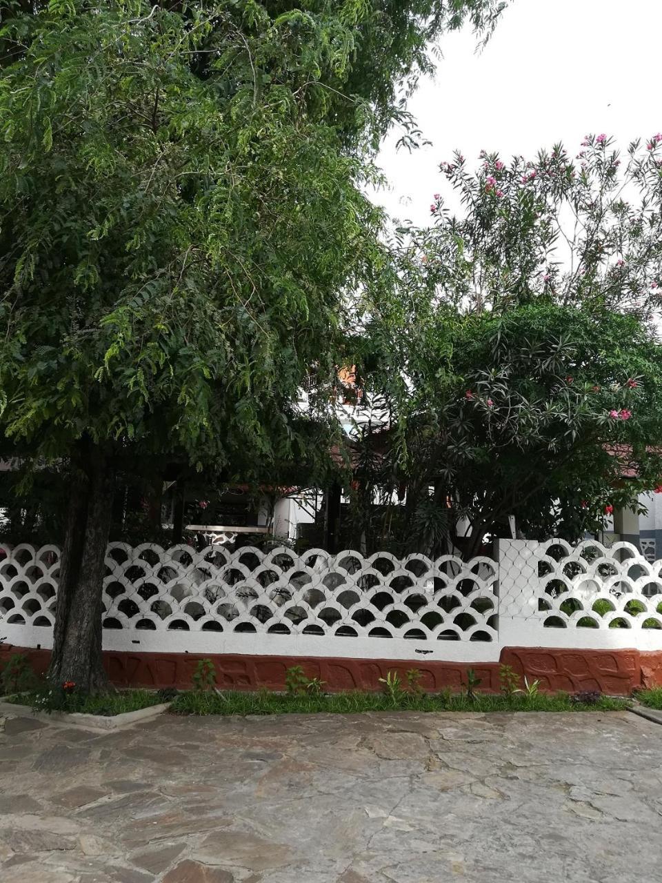 Hotel Vivi Palace Matadi Εξωτερικό φωτογραφία